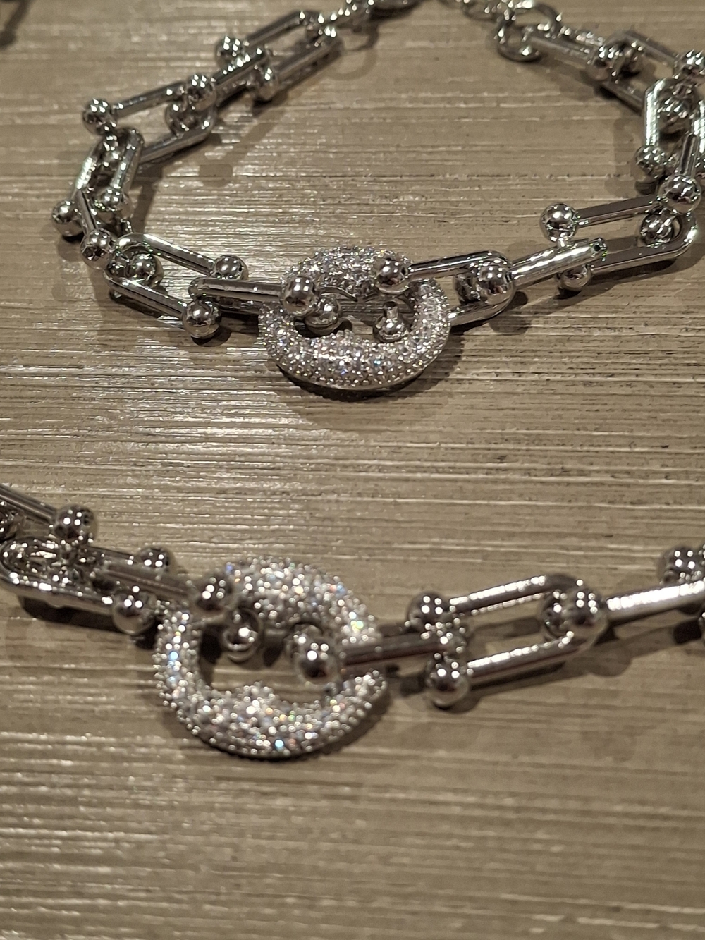 Sterling Silver Pavรฉ Circle Link Bracelet - Sparkling Silver